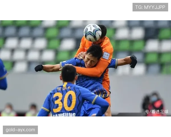 奥德加德中场突破表现稳健,持续提升球队进攻效率 奥德加德中场突破表现稳健,持续提升球队进攻效率