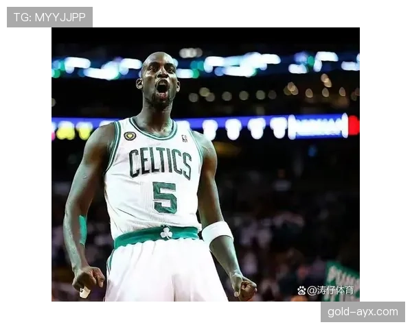 加内特挡拆拉开空间提升绿军攻防转换效率